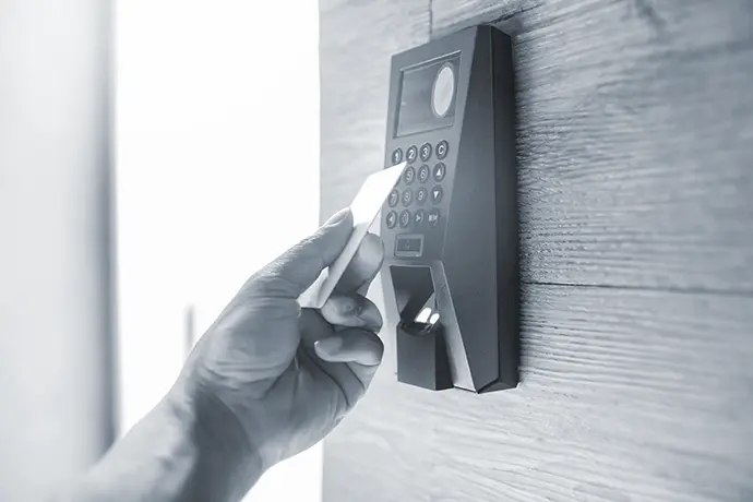 eutronix advanced access control hardware eutronix advanced access control systems hardware for secure entry management in public‑sector buildings